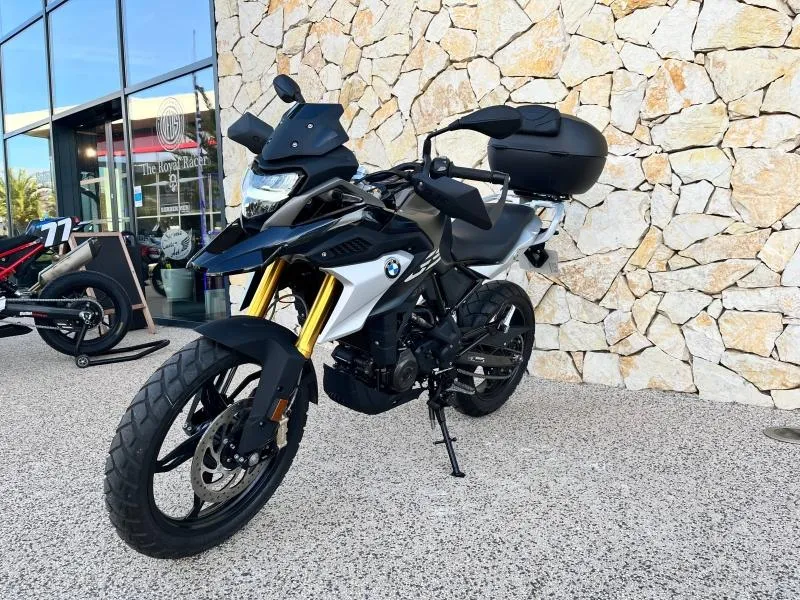 BMW 310 GS 2025 + top case