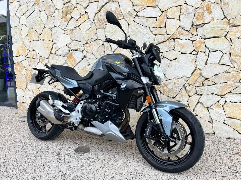 BMW 900 R 105CV