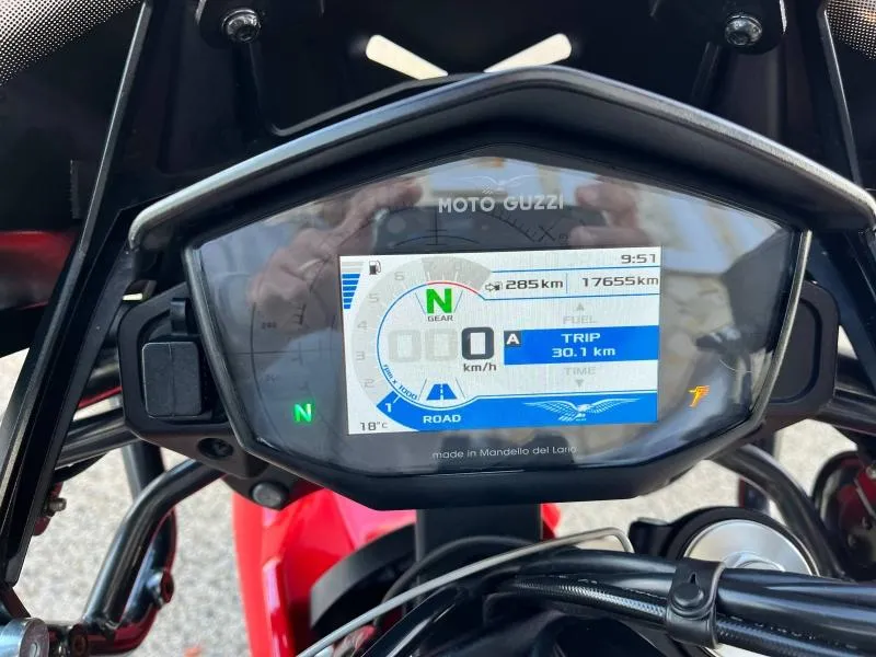 MOTO-GUZZI 850 ABS + TC full options