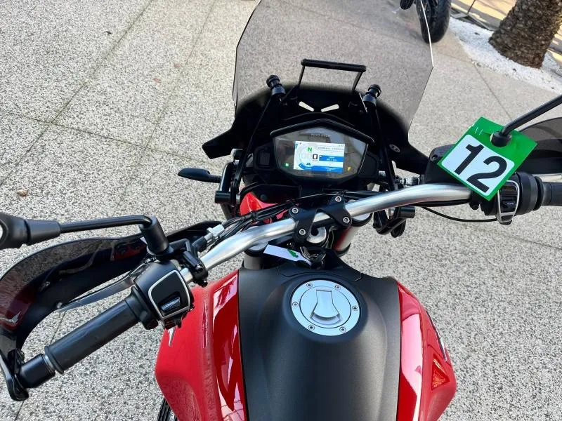 MOTO-GUZZI 850 ABS + TC full options