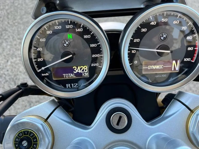 BMW 1200  R 12 nineT  Nine-T