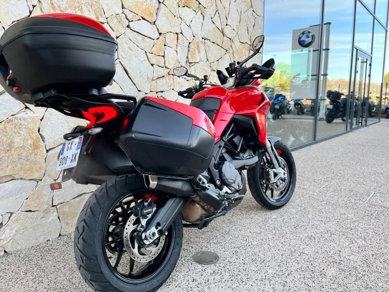 DUCATI V2 S 937 2024 Garantie jusqu'a 2028