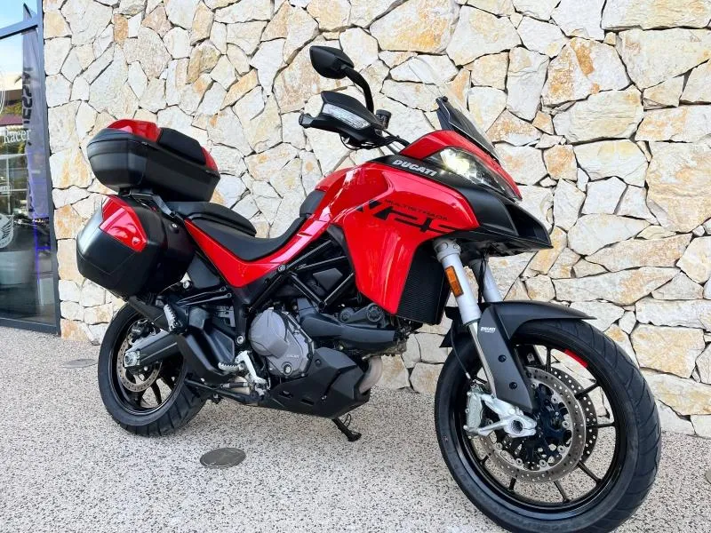 DUCATI V2 S 937 2024 Garantie jusqu'a 2028