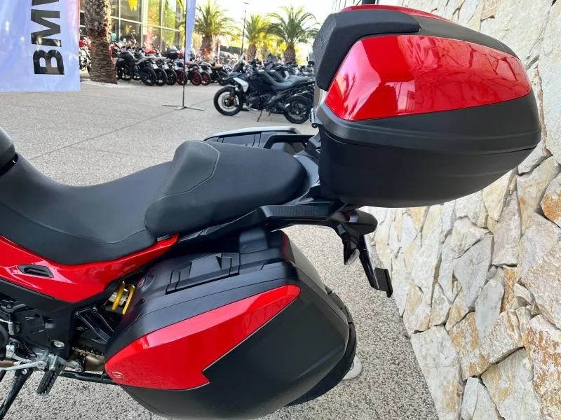 DUCATI V2 S 937 2024 Garantie jusqu'a 2028