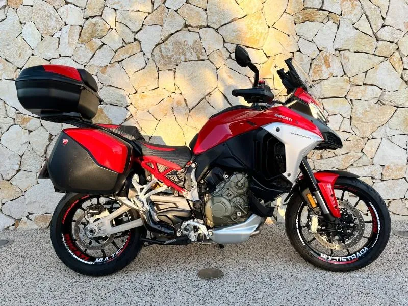 DUCATI V4 1160 + OPTIONS