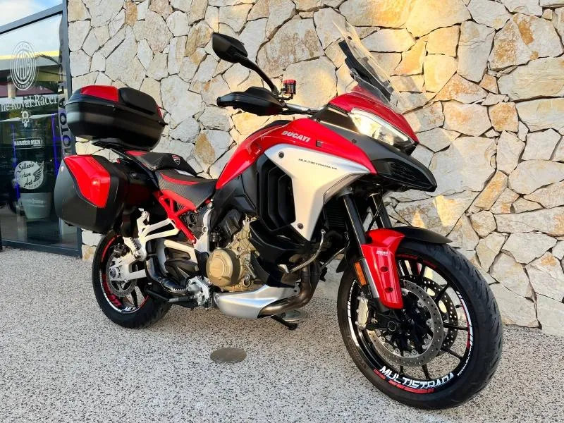 DUCATI V4 1160 + OPTIONS