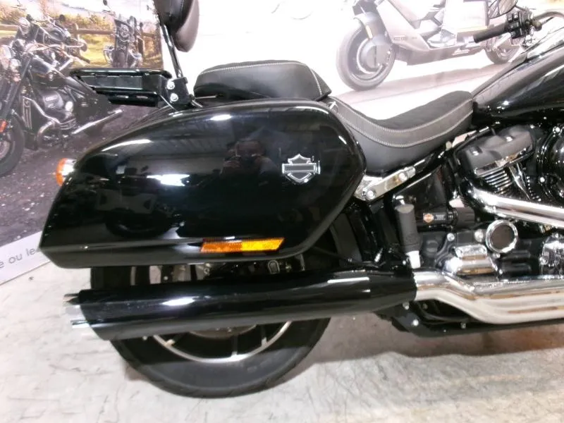 HARLEY-DAVIDSON SPORT GLIDE 107 BRIDABLE A2