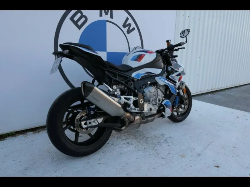 BMW 1000 R