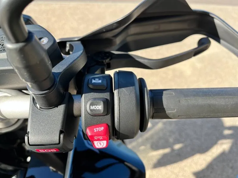 BMW 900 XR A2 FULL PACK