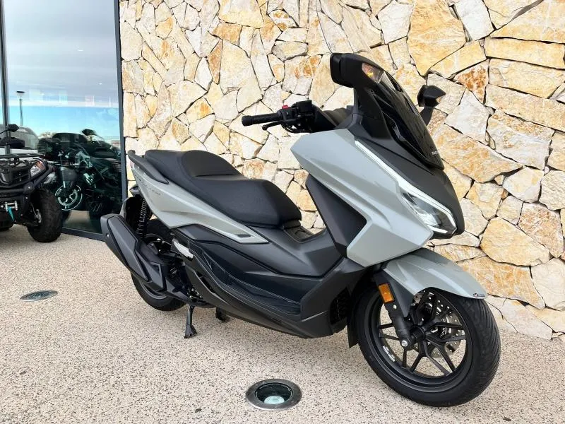 HONDA 350 Forza 2025