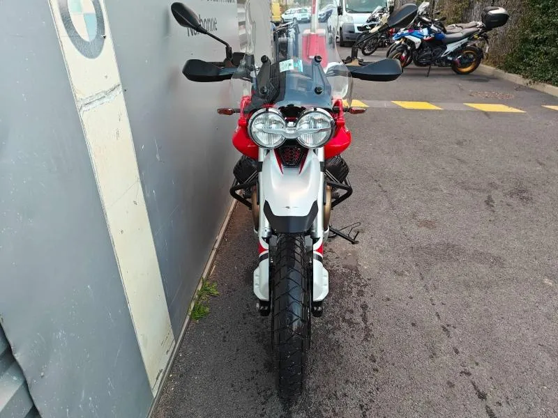 MOTO-GUZZI 850 ABS + TC