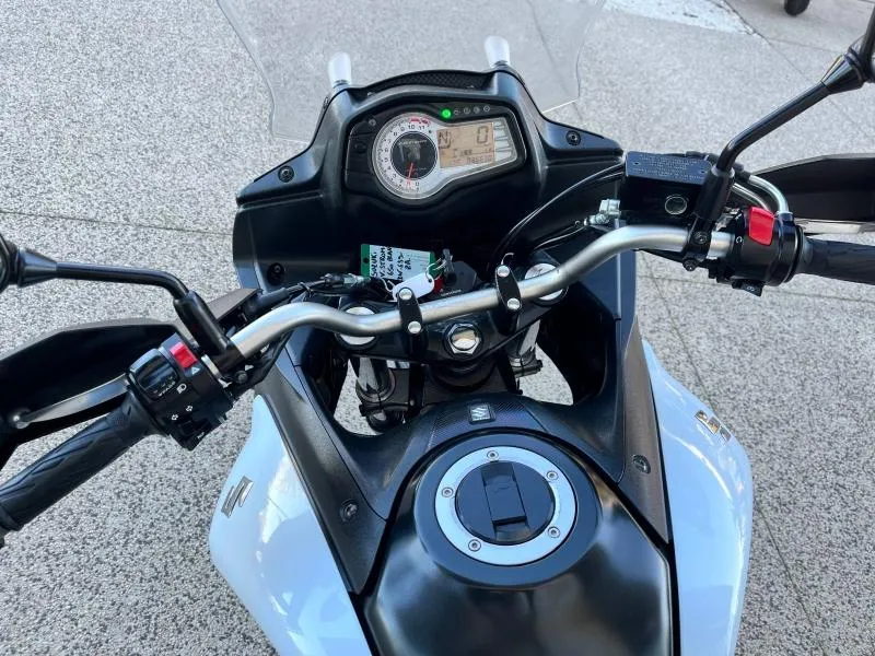 SUZUKI 650 V-Strom ABS 2015 + OPTIONS