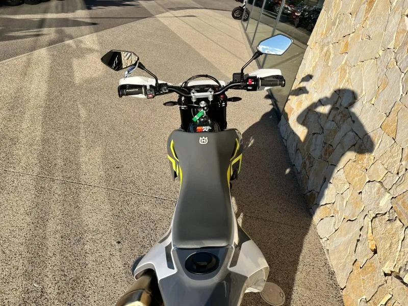 HUSQVARNA Supermoto 2022