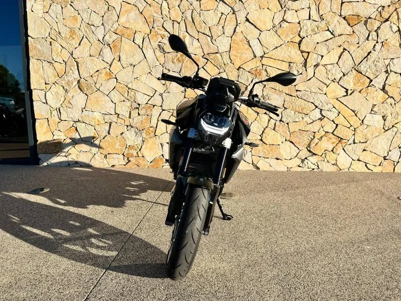 BMW 900 R 105 CV