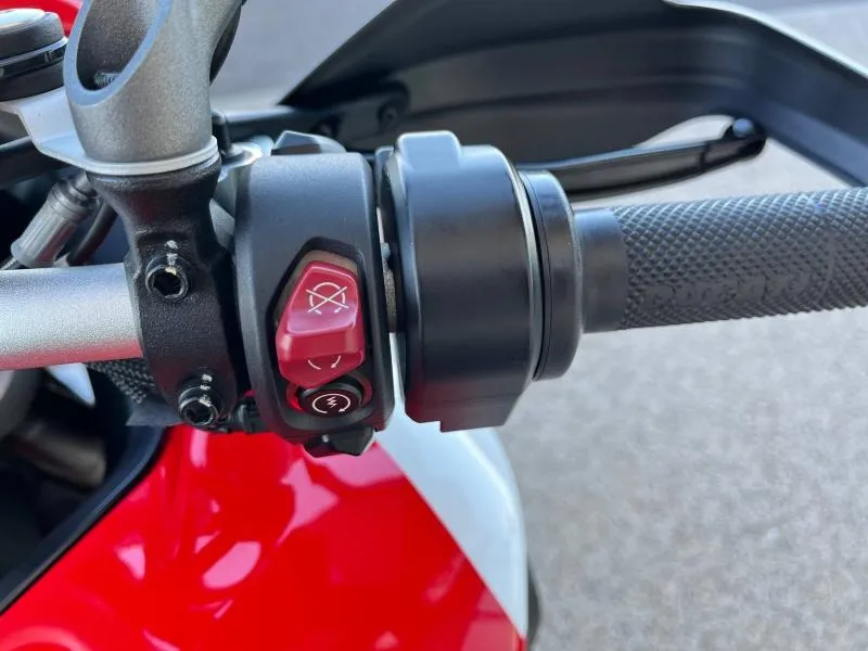 DUCATI V4 Pikes Peak 1160