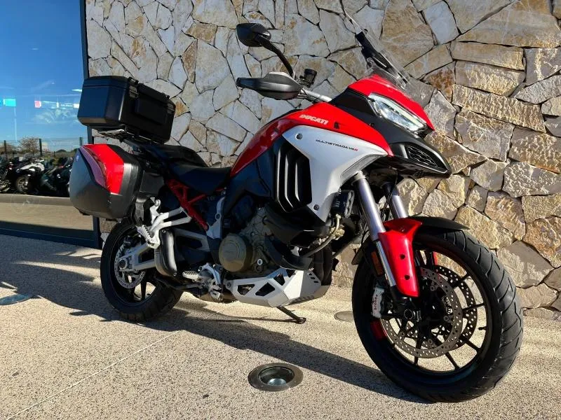 DUCATI V4 S 1160 Travel & Radar + options
