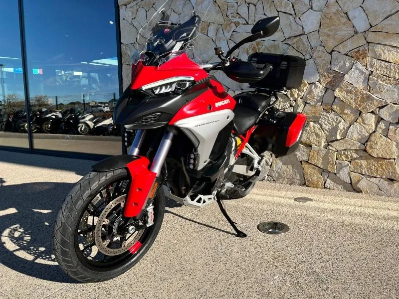 DUCATI V4 S 1160 Travel & Radar + options