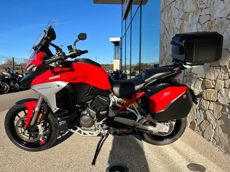 DUCATI V4 S 1160 Travel & Radar + options
