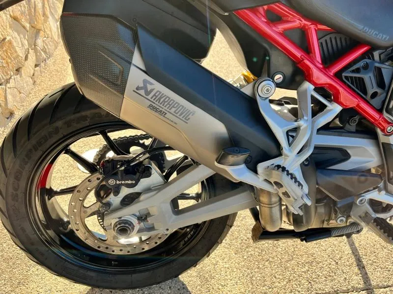 DUCATI V4 S 1160 Travel & Radar + options