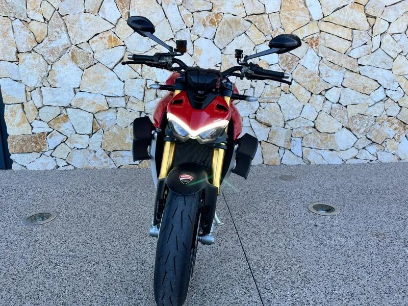 DUCATI 1103  V4 S
