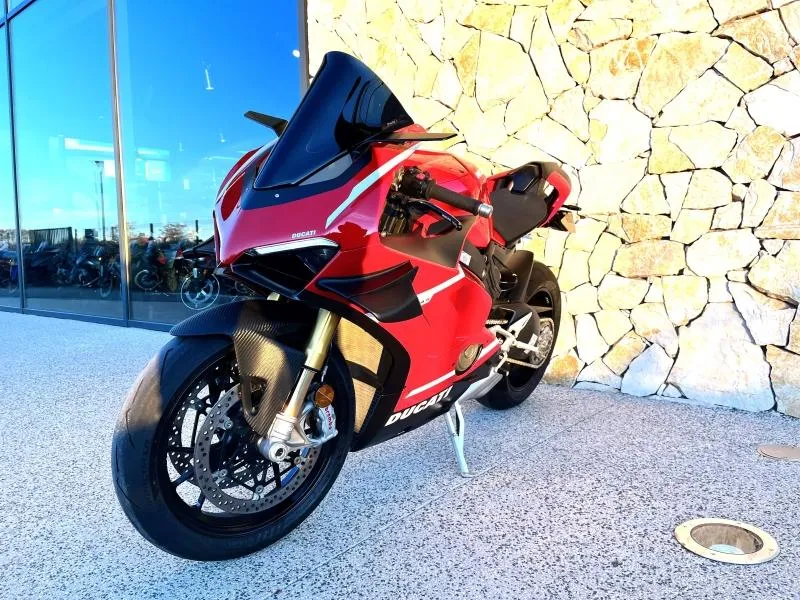 DUCATI V4 1103 S V4S avec une garantie 24 mois