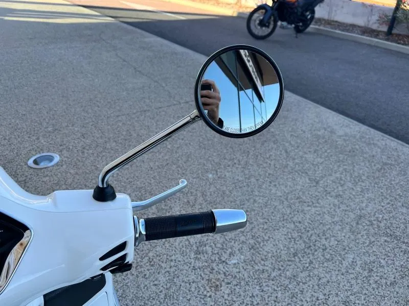 VESPA 125  Classic avec top case