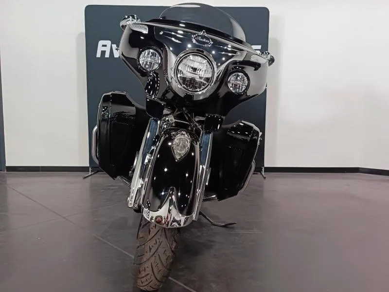 INDIAN Roadmaster 1890 2022