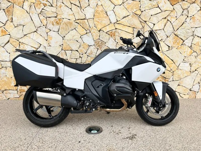 BMW 1300 RT BOITE AUTO. MOTO DE DIRECTION