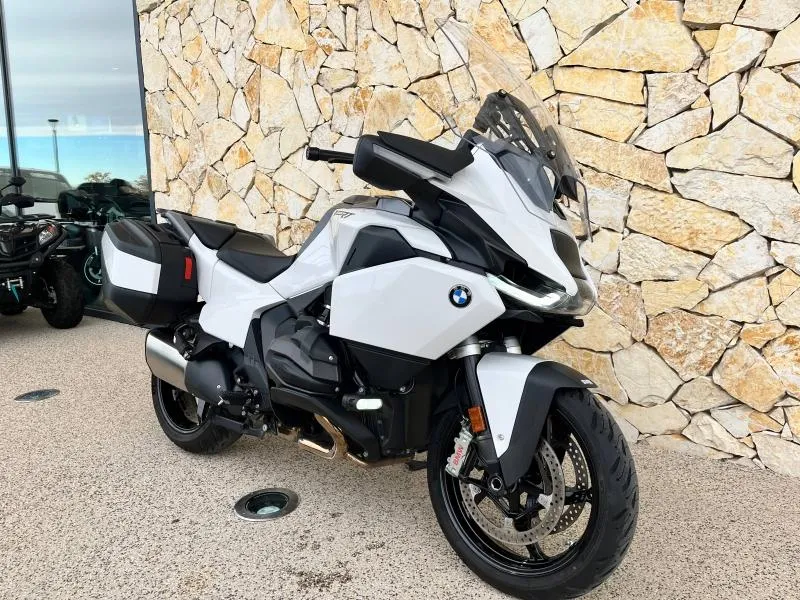 BMW 1300 RT BOITE AUTO. MOTO DE DIRECTION