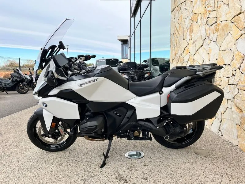 BMW 1300 RT BOITE AUTO. MOTO DE DIRECTION