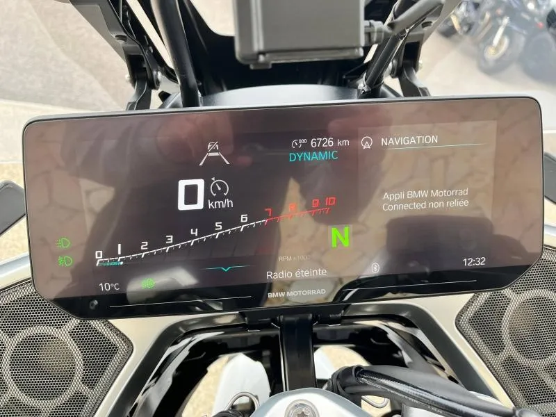 BMW 1300 RT BOITE AUTO. MOTO DE DIRECTION