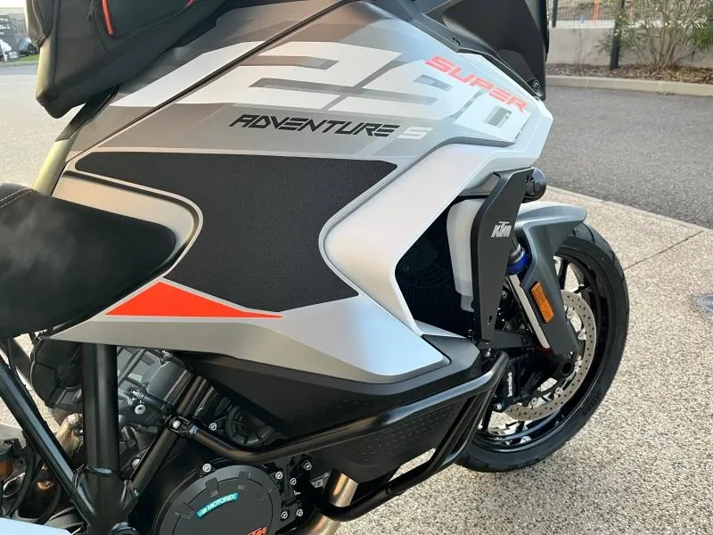 KTM 1290 S 2025 + OPTIONS ET TECH PACK
