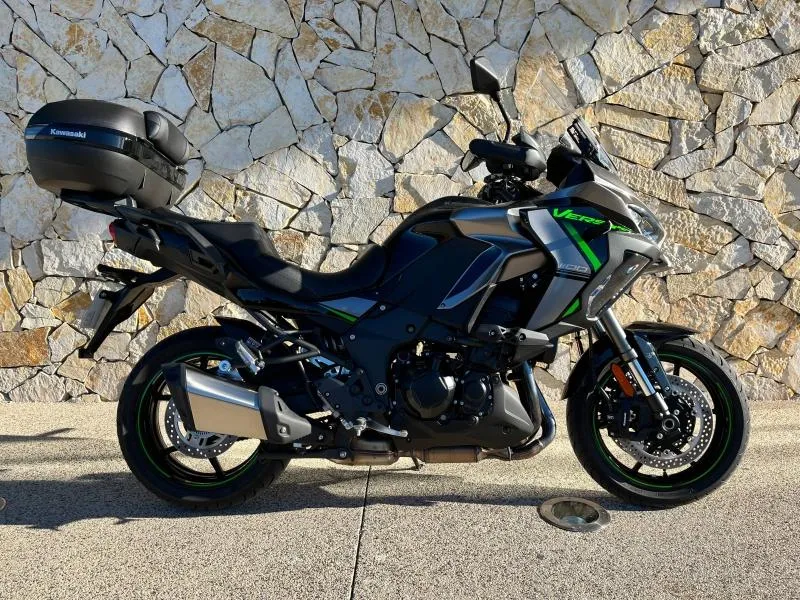KAWASAKI 1100 SE 2025