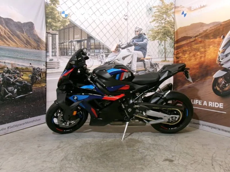 BMW M 1000 RR 2025