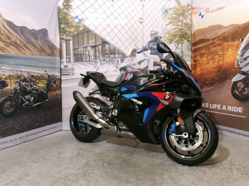 BMW M 1000 RR 2025