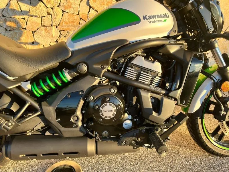 KAWASAKI 650 ABS 2016