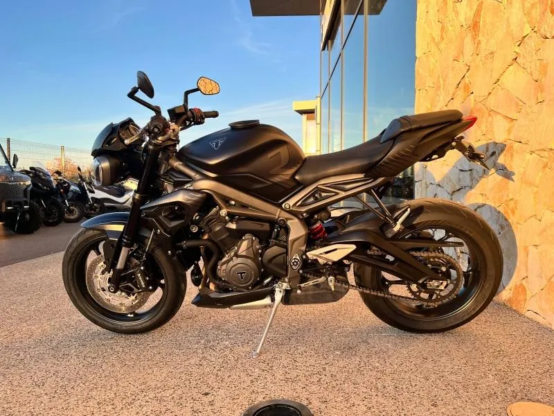 TRIUMPH 765 R 2022 118 cv