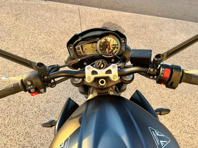 TRIUMPH 765 R 2022 118 cv