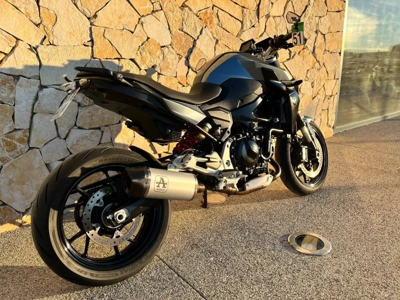 BMW 900 R  A2 full pack