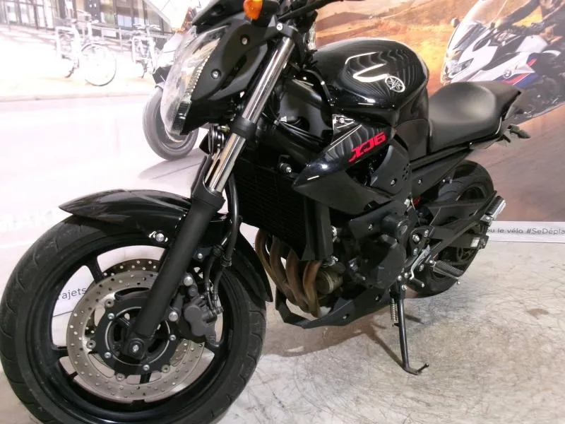 YAMAHA XJ6 600 2012