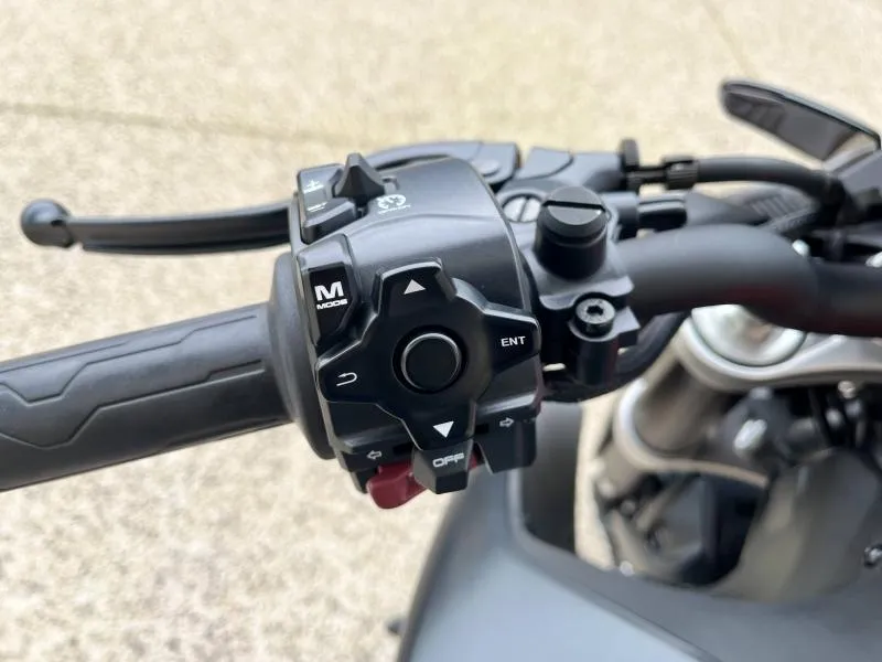 CF MOTO 800 A2 + OPTION