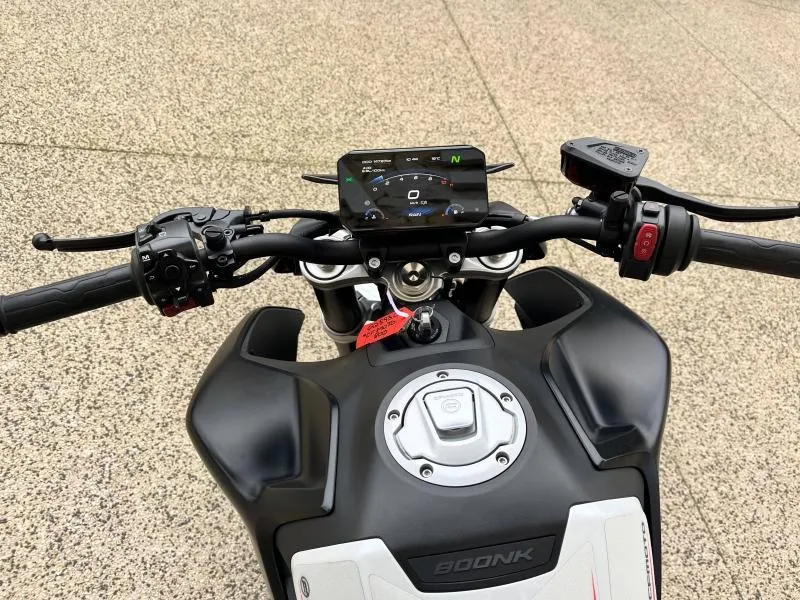 CF MOTO 800 A2 + OPTION