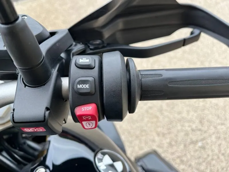 BMW 1250 R + FULL PACK + OPTIONS