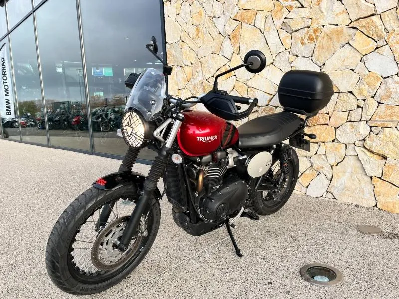 TRIUMPH 900 A2 AVEC BEAUCOUP D'OPTIONS
