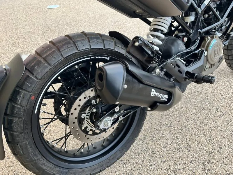 HUSQVARNA 125 2023 avec 2763 km