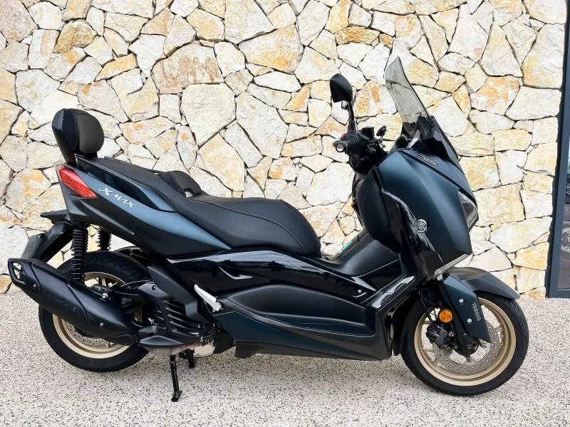 YAMAHA 125 Tech MAX