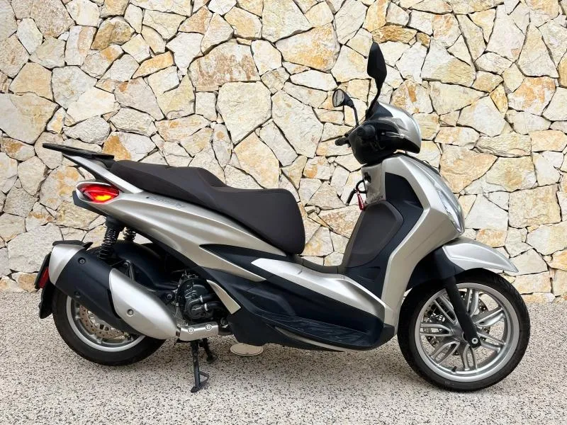 PIAGGIO 300 HPE ABS-ASR