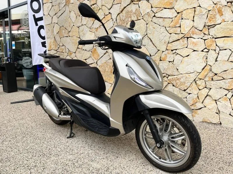 PIAGGIO 300 HPE ABS-ASR