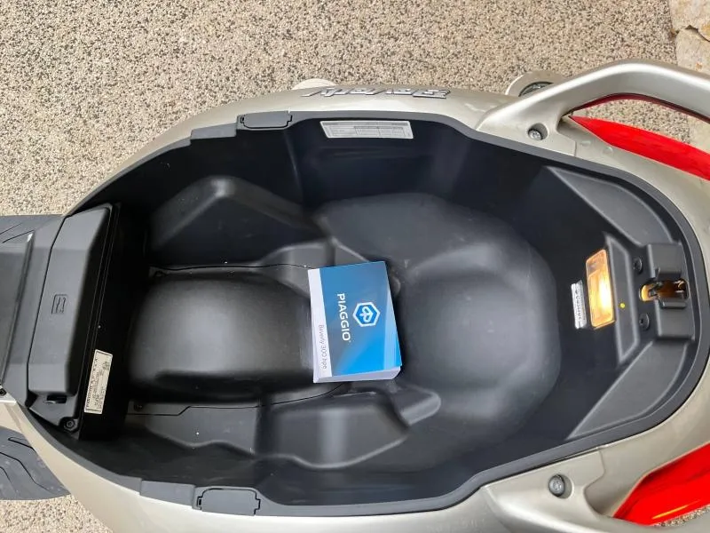 PIAGGIO 300 HPE ABS-ASR