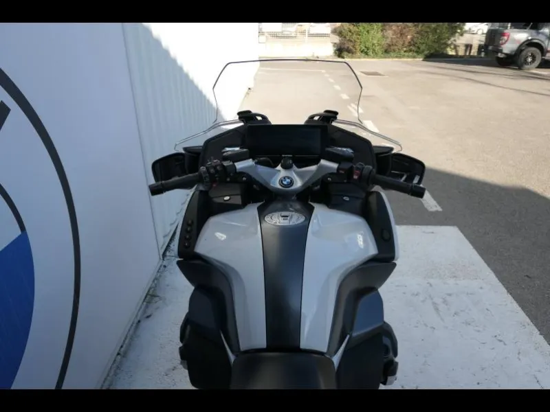 BMW 1250 RT Finition Pro + Top Case